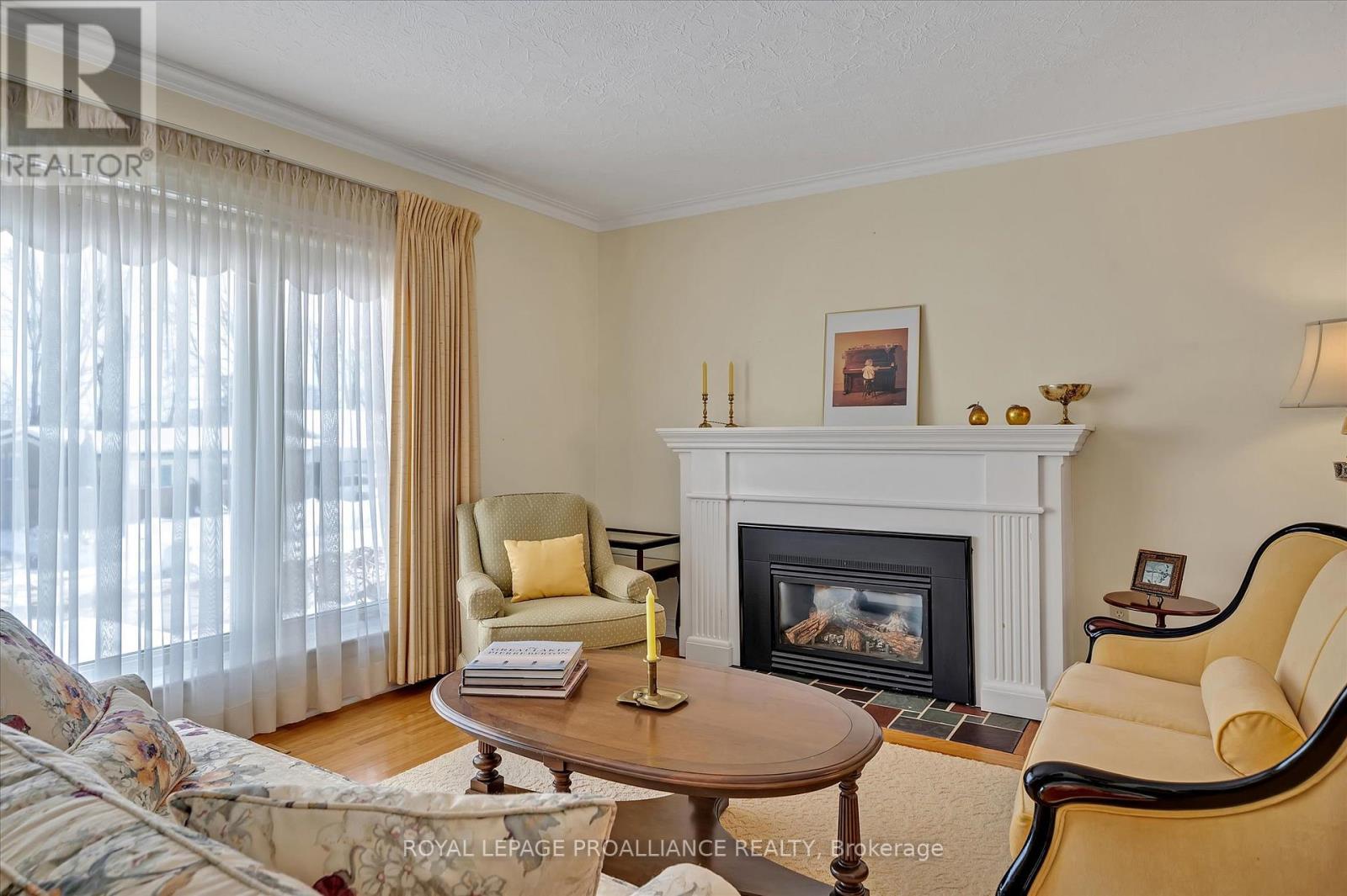 114 O'carroll Avenue, Peterborough, Ontario  K9H 4V3 - Photo 5 - X12694382