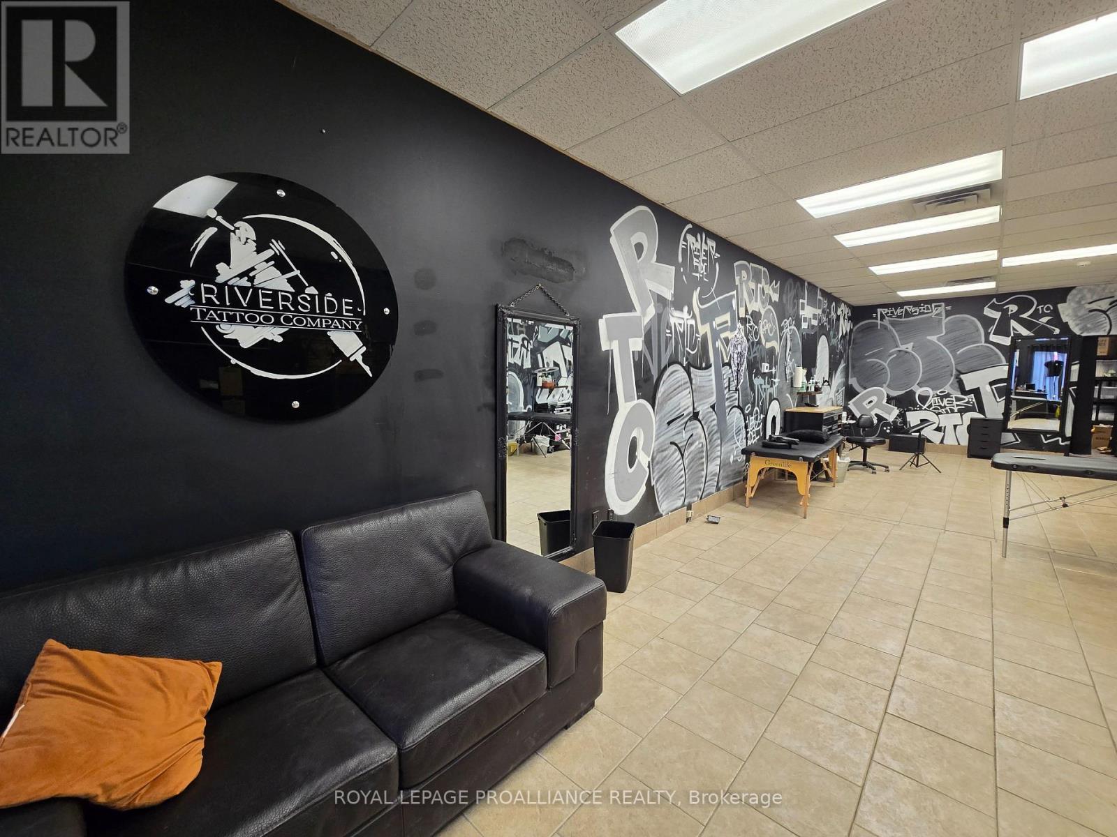 D - 444 Dundas Street E, Belleville, Ontario  K8N 1E9 - Photo 3 - X12825954