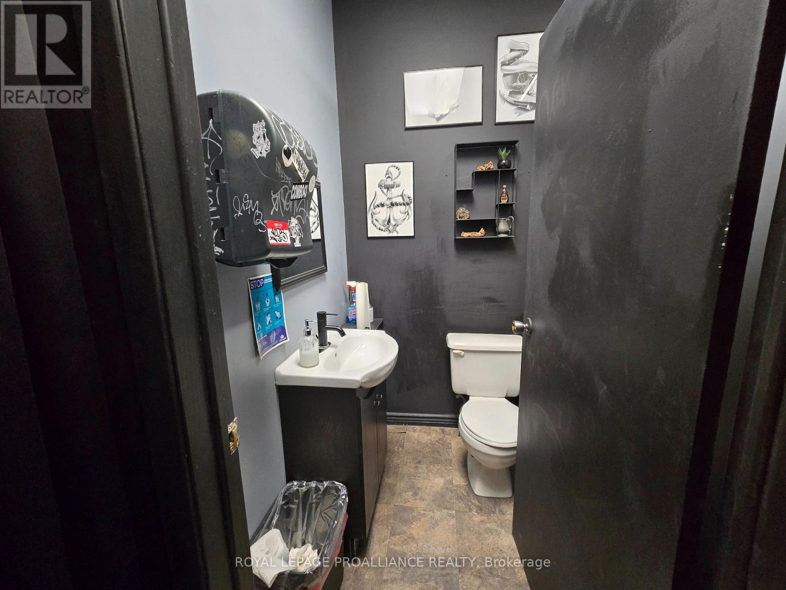 D - 444 Dundas Street E, Belleville, Ontario  K8N 1E9 - Photo 6 - X12825954