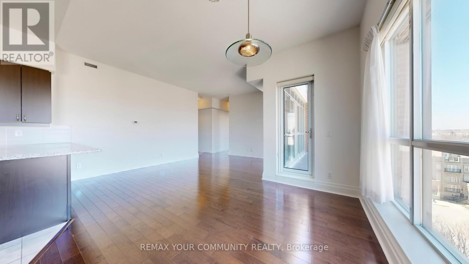 703 - 21 Upper Duke Crescent, Markham, Ontario  L6G 0B7 - Photo 14 - N12982388