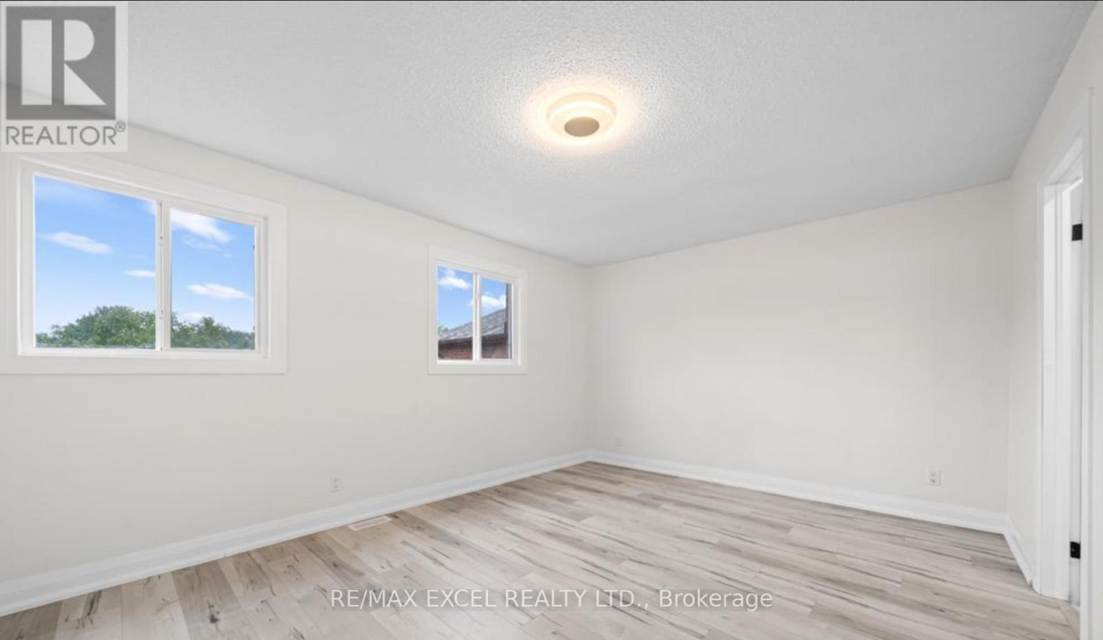 Main - 173 Kersey Crescent, Richmond Hill, Ontario  L4C 8X7 - Photo 13 - N12982390