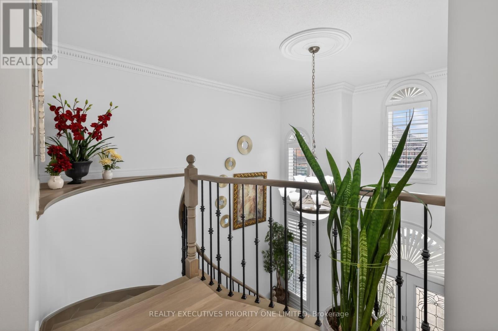 130 Greenview Circle, Vaughan, Ontario  L6A 0B6 - Photo 25 - N12982394