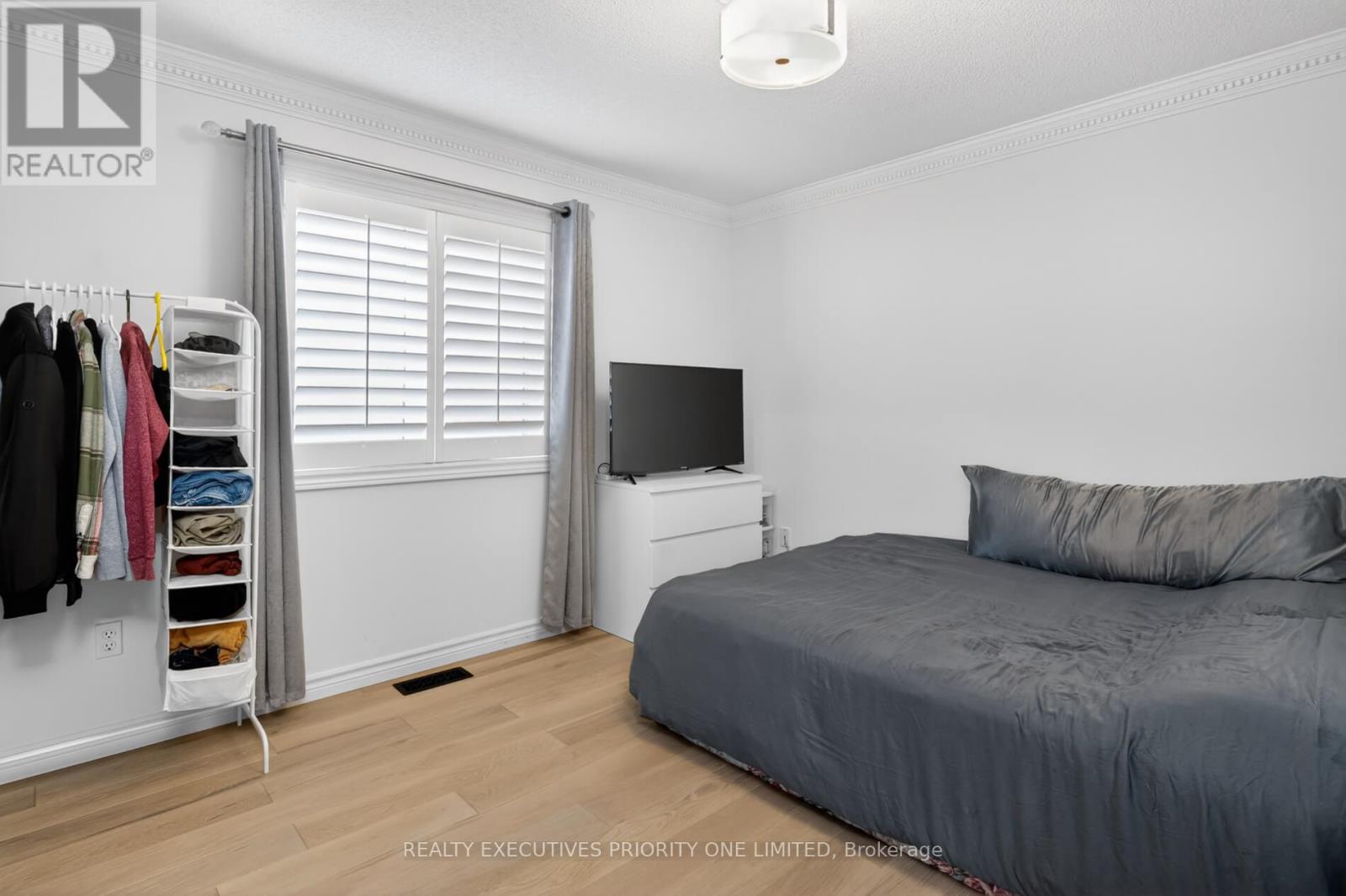 130 Greenview Circle, Vaughan, Ontario  L6A 0B6 - Photo 36 - N12982394