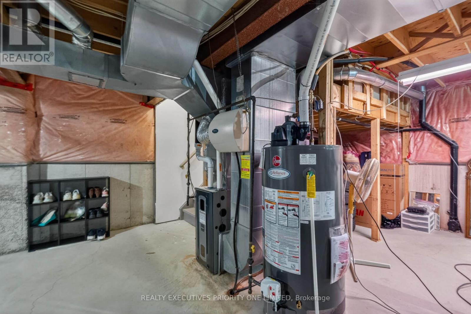 130 Greenview Circle, Vaughan, Ontario  L6A 0B6 - Photo 39 - N12982394