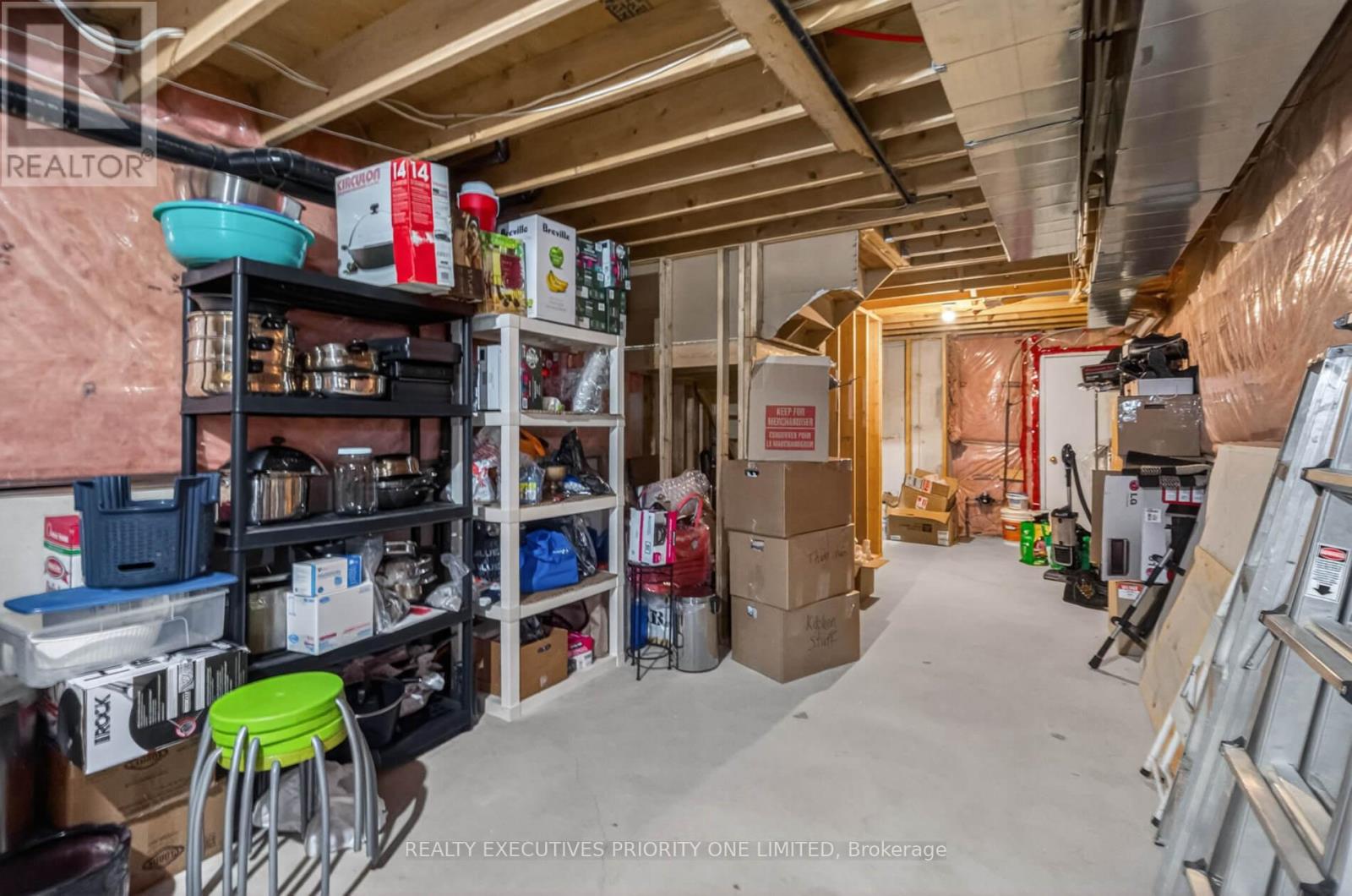 130 Greenview Circle, Vaughan, Ontario  L6A 0B6 - Photo 41 - N12982394