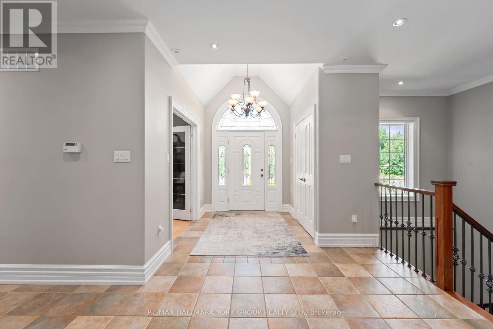 6871 Black River Road, Georgina, Ontario  L0E 1R0 - Photo 5 - N12982456