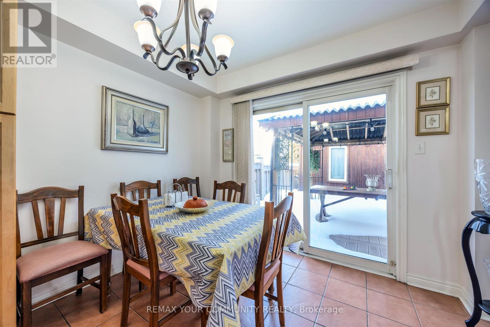 50 Lodgeway Drive, Vaughan, Ontario  L6A 3S5 - Photo 14 - N12982460