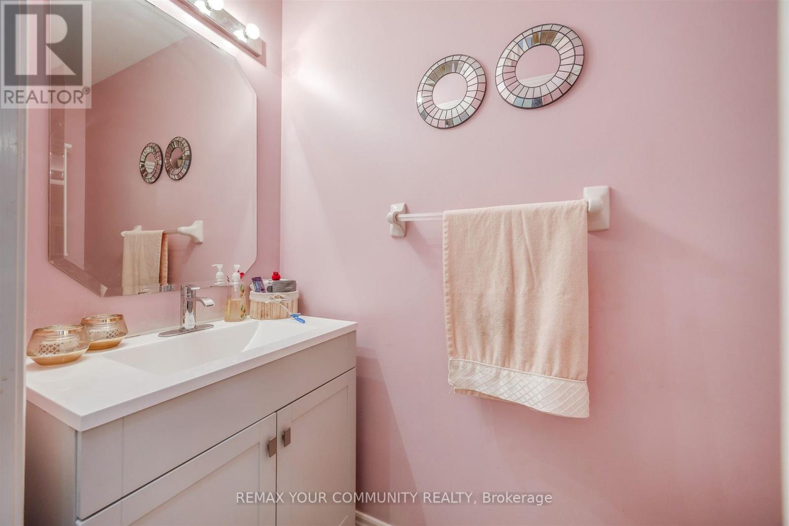 50 Lodgeway Drive, Vaughan, Ontario  L6A 3S5 - Photo 15 - N12982460