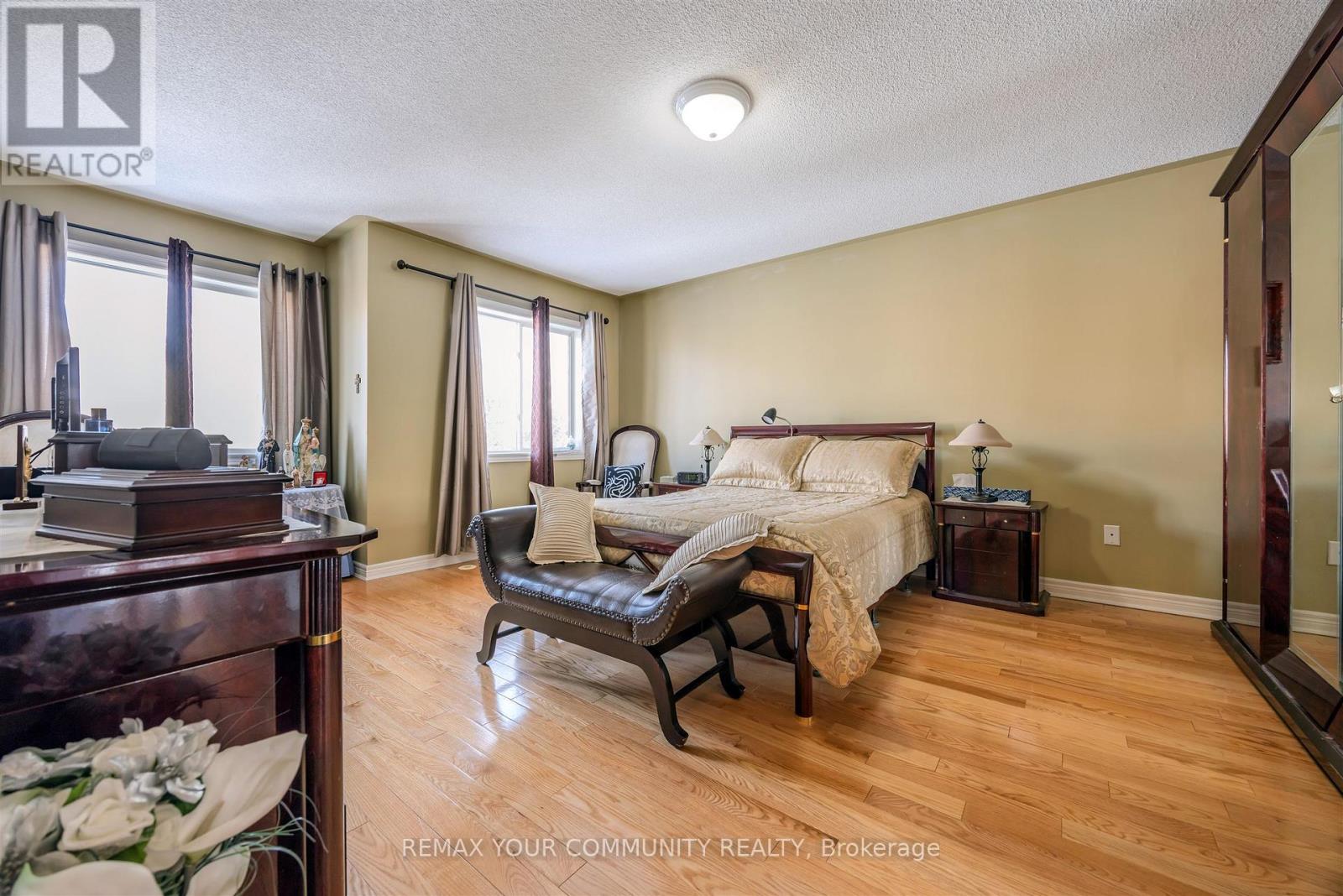 50 Lodgeway Drive, Vaughan, Ontario  L6A 3S5 - Photo 22 - N12982460