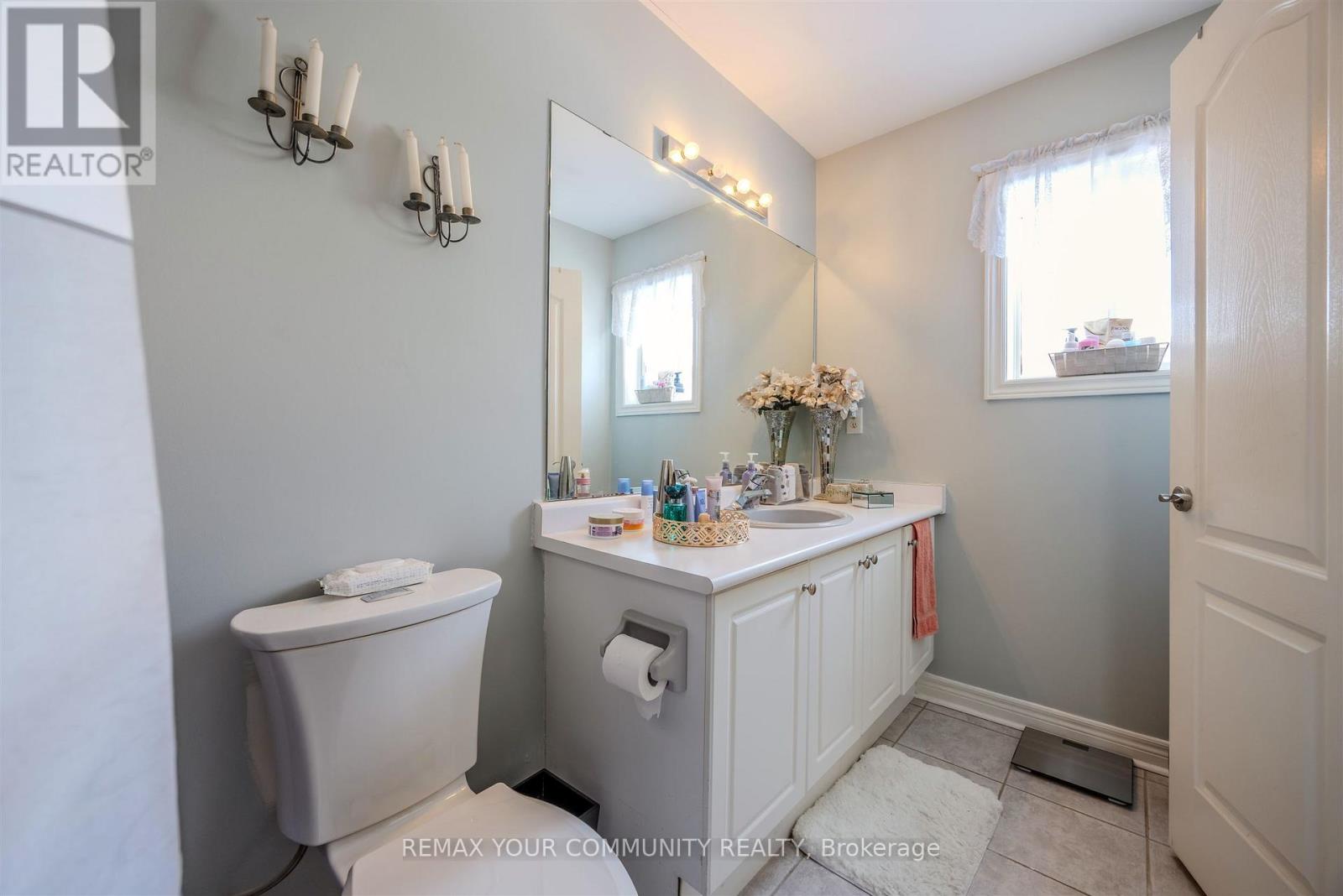 50 Lodgeway Drive, Vaughan, Ontario  L6A 3S5 - Photo 24 - N12982460