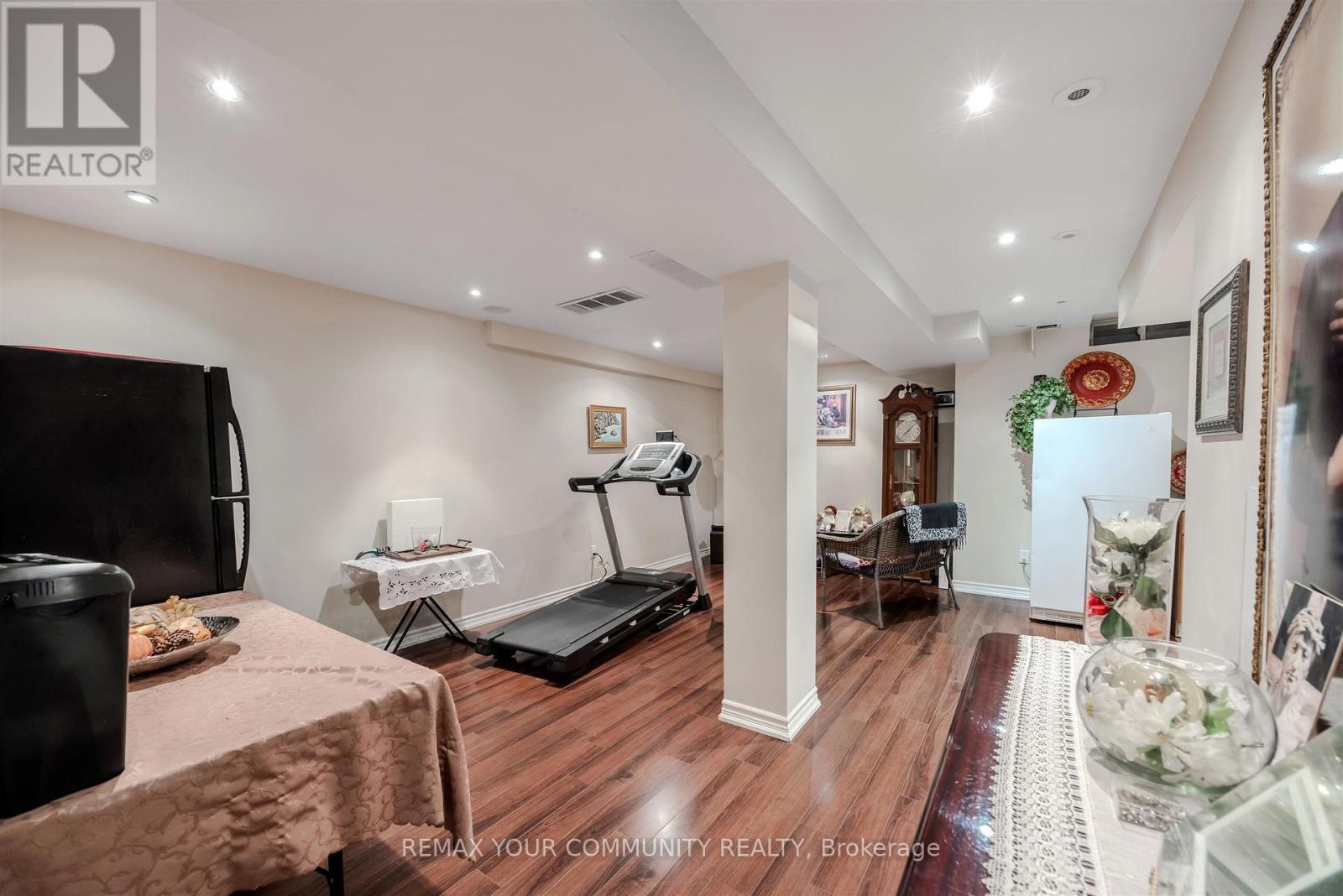 50 Lodgeway Drive, Vaughan, Ontario  L6A 3S5 - Photo 32 - N12982460