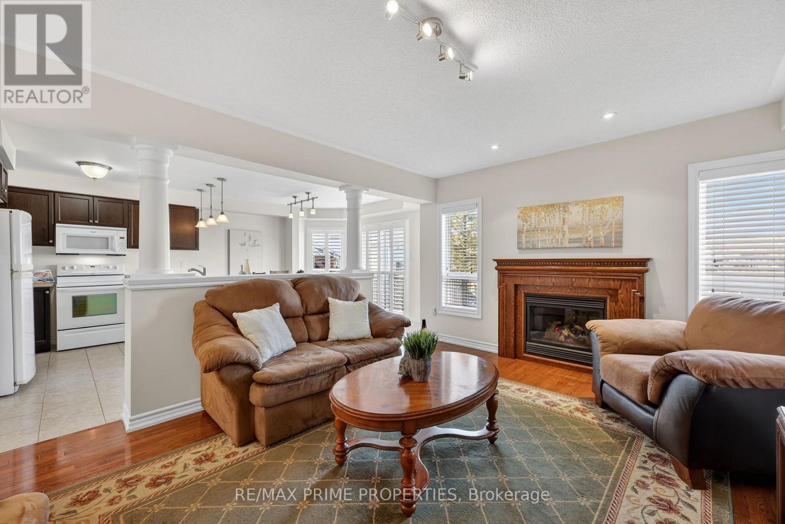 472 King Street E, East Gwillimbury, Ontario  L0G 1M0 - Photo 15 - N12982468