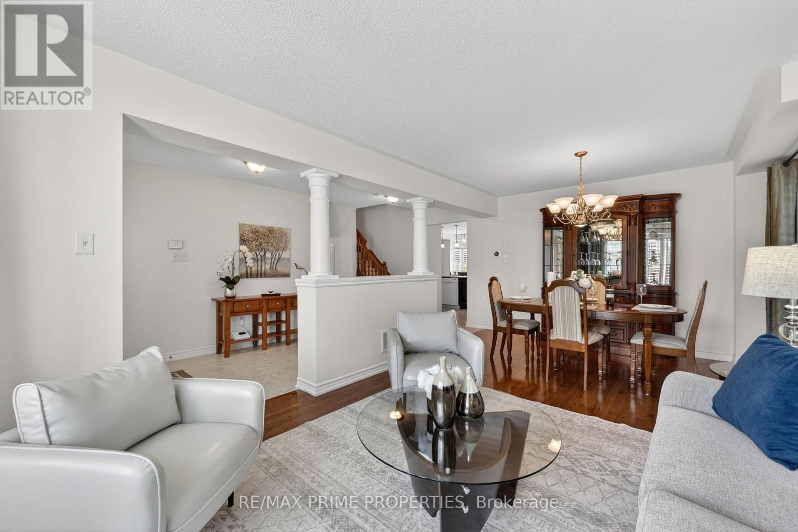 472 King Street E, East Gwillimbury, Ontario  L0G 1M0 - Photo 5 - N12982468