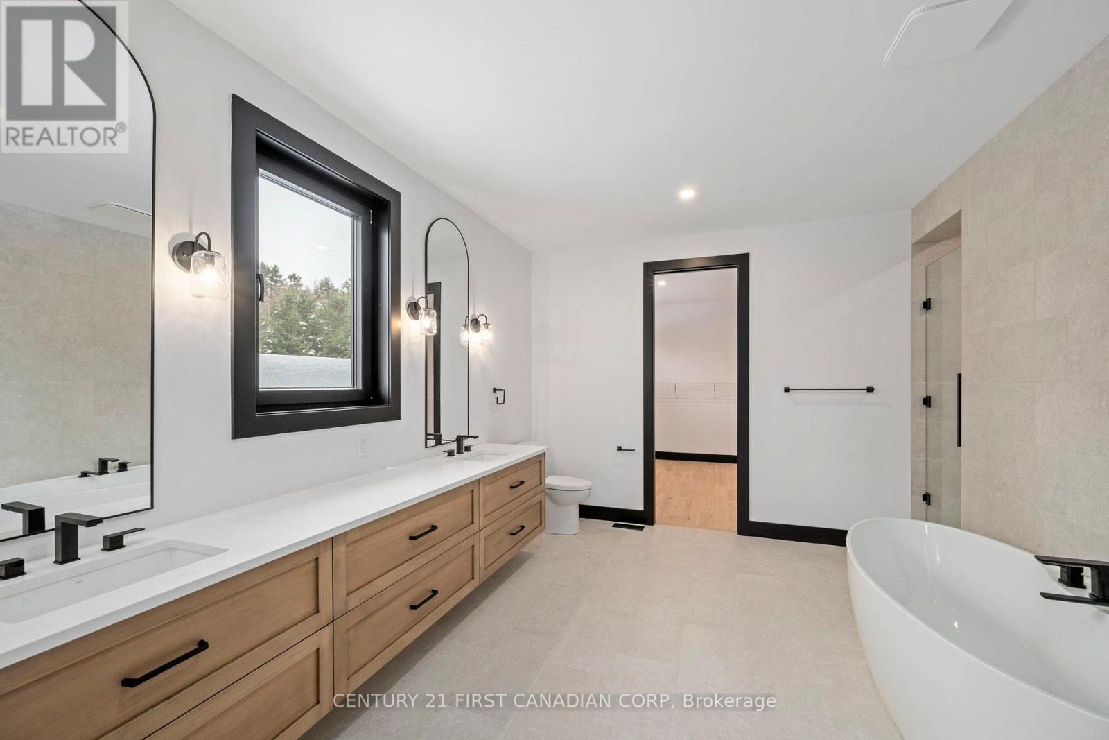 263 Foxborough Place, Thames Centre, Ontario  N0M 2P0 - Photo 18 - X12762636