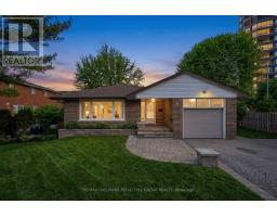 10 DUCKWORTH STREET, Barrie, Ontario