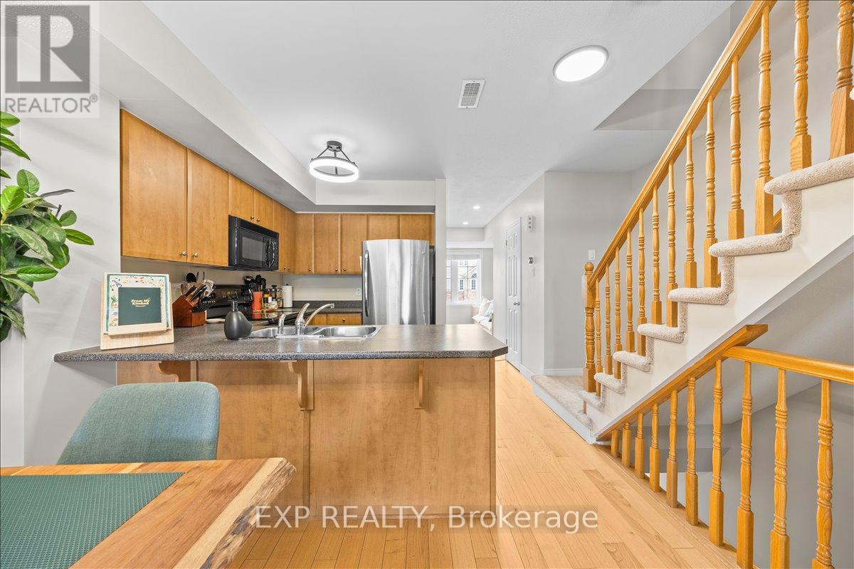 57 Steele Park Private, Ottawa, Ontario  K1J 0J2 - Photo 13 - X12952020