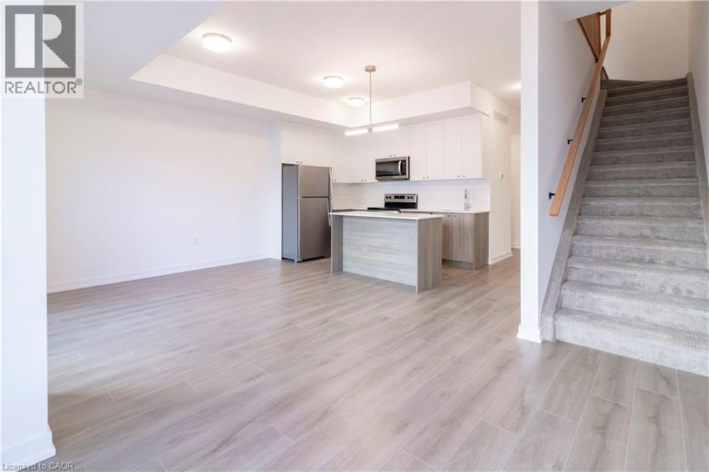 40 Palace Street Unit# L13, Kitchener, Ontario  N2E 0L2 - Photo 2 - 40818716