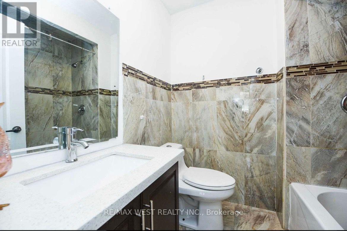 153 Vodden Street E, Brampton, Ontario  L6V 1M6 - Photo 15 - W12743630