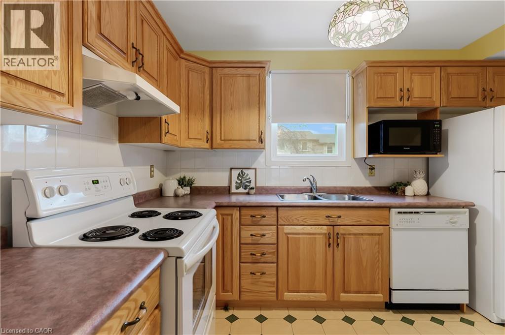 175 Cedar Street Unit# 11, Cambridge, Ontario  N1S 4X8 - Photo 12 - 40813776