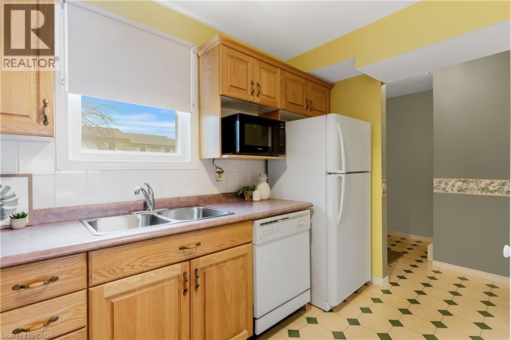 175 Cedar Street Unit# 11, Cambridge, Ontario  N1S 4X8 - Photo 14 - 40813776