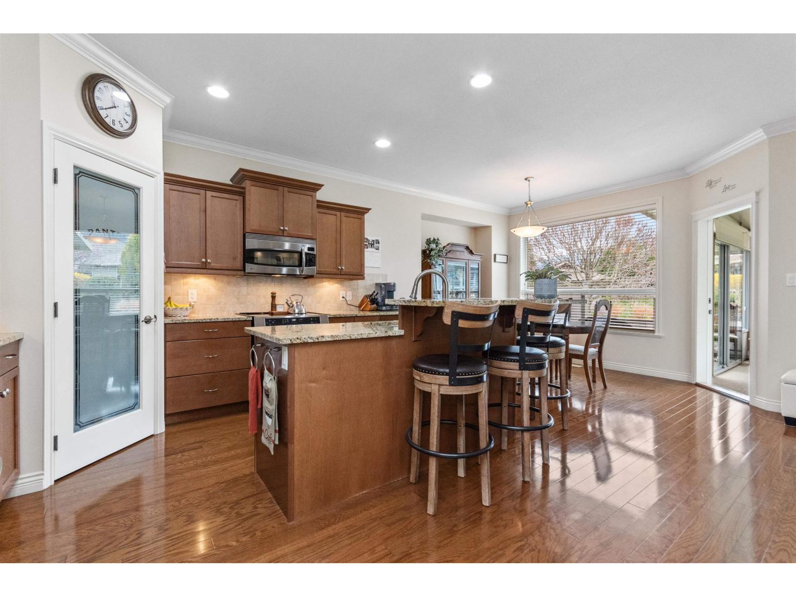 6049 Hunter Creek Crescent, Sardis South, Chilliwack, British Columbia  V2R 0B7 - Photo 15 - R3107534