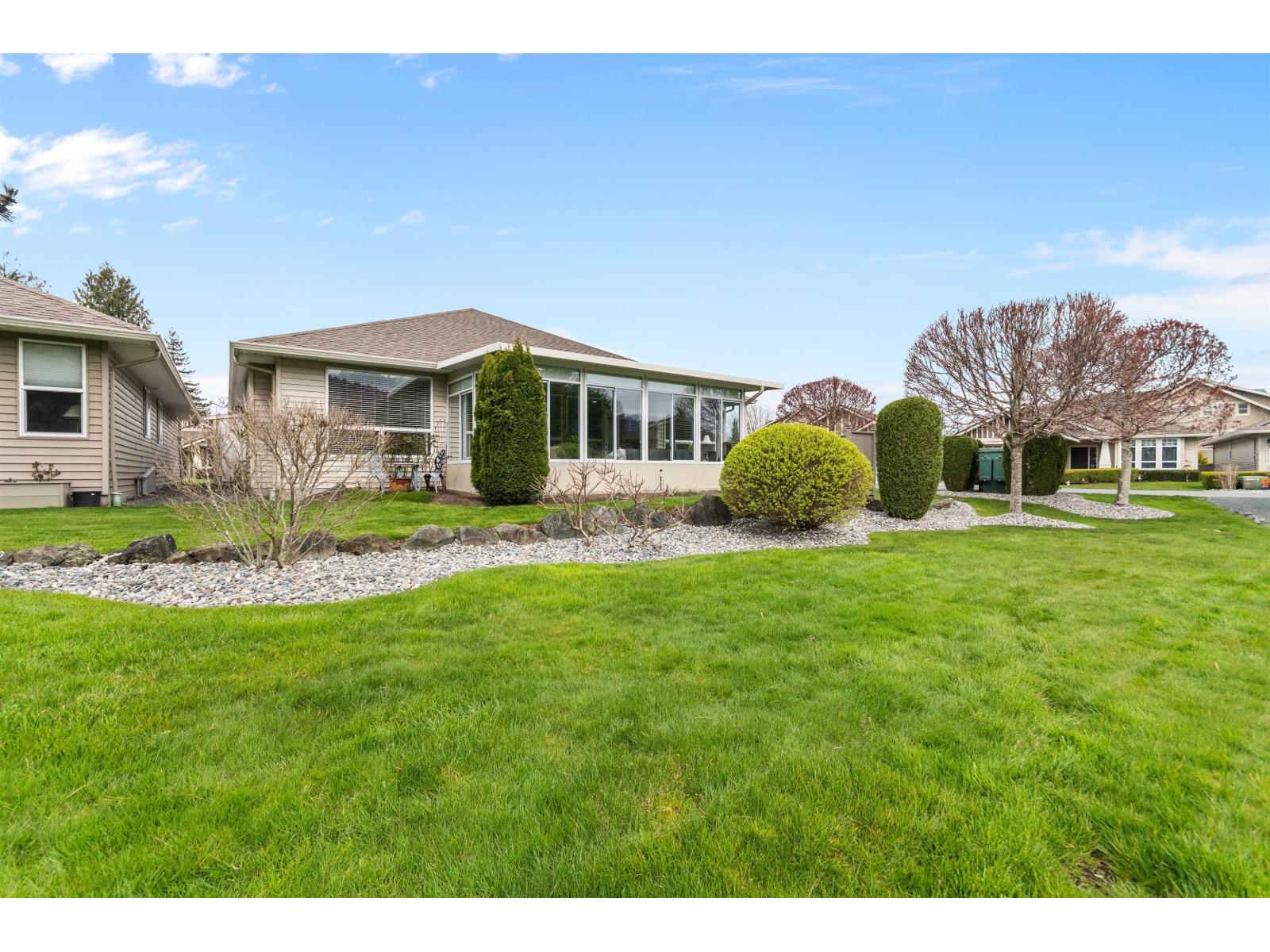 6049 Hunter Creek Crescent, Sardis South, Chilliwack, British Columbia  V2R 0B7 - Photo 36 - R3107534