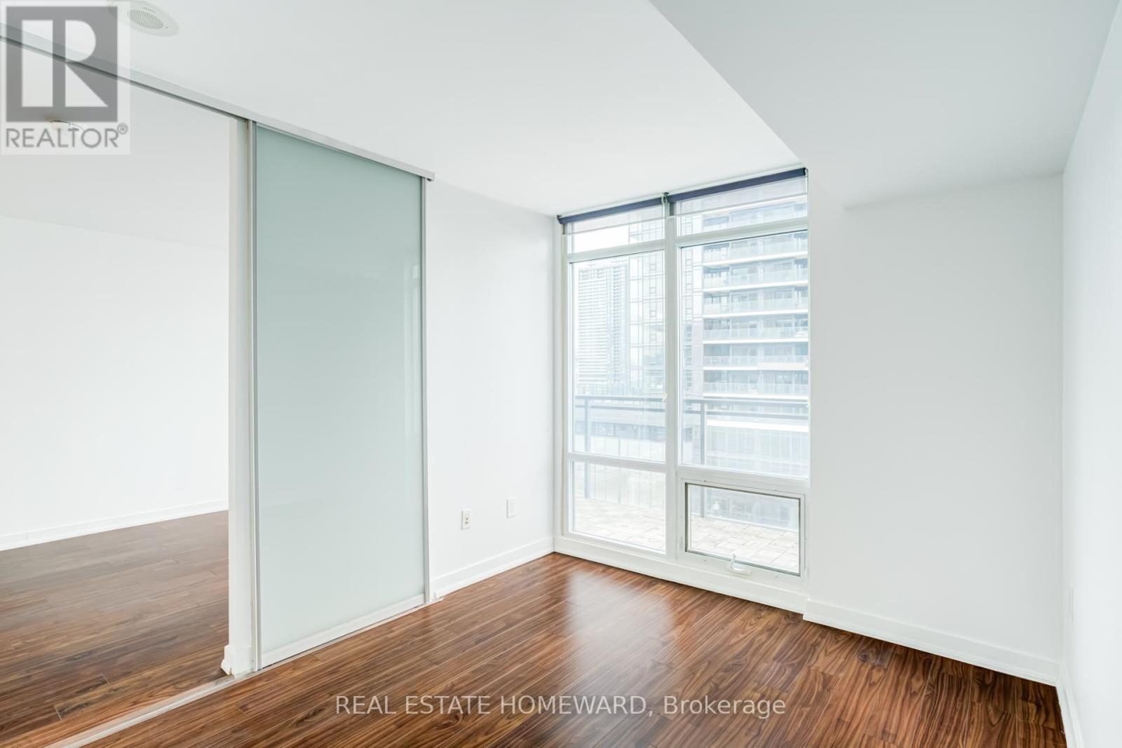 1916 - 4k Spadina Avenue, Toronto, Ontario  M5V 3Z2 - Photo 13 - C12966114