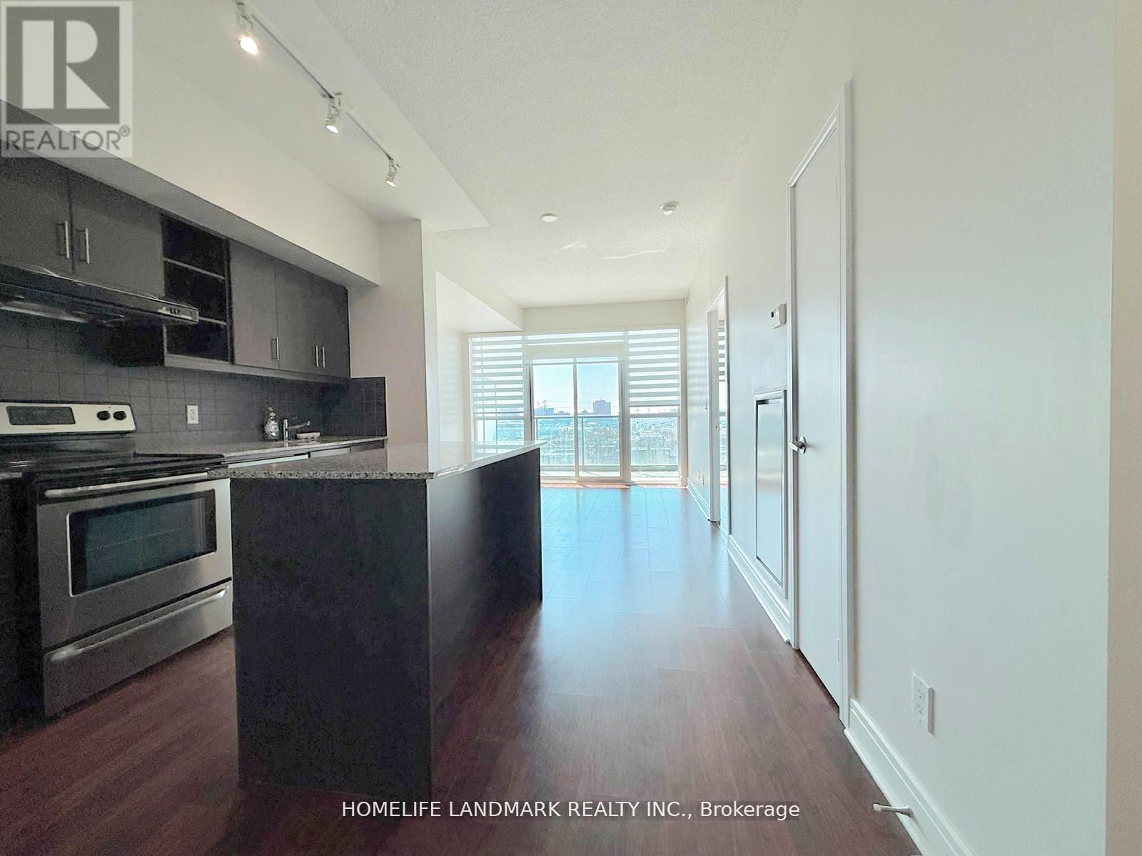 827 - 35 Brian Peck Crescent, Toronto, Ontario  M4G 0A5 - Photo 8 - C12974546