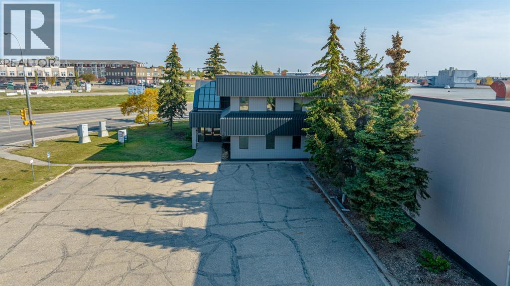 9717 97 Avenue, Grande Prairie, Alberta  T8V 6L9 - Photo 2 - A2264879