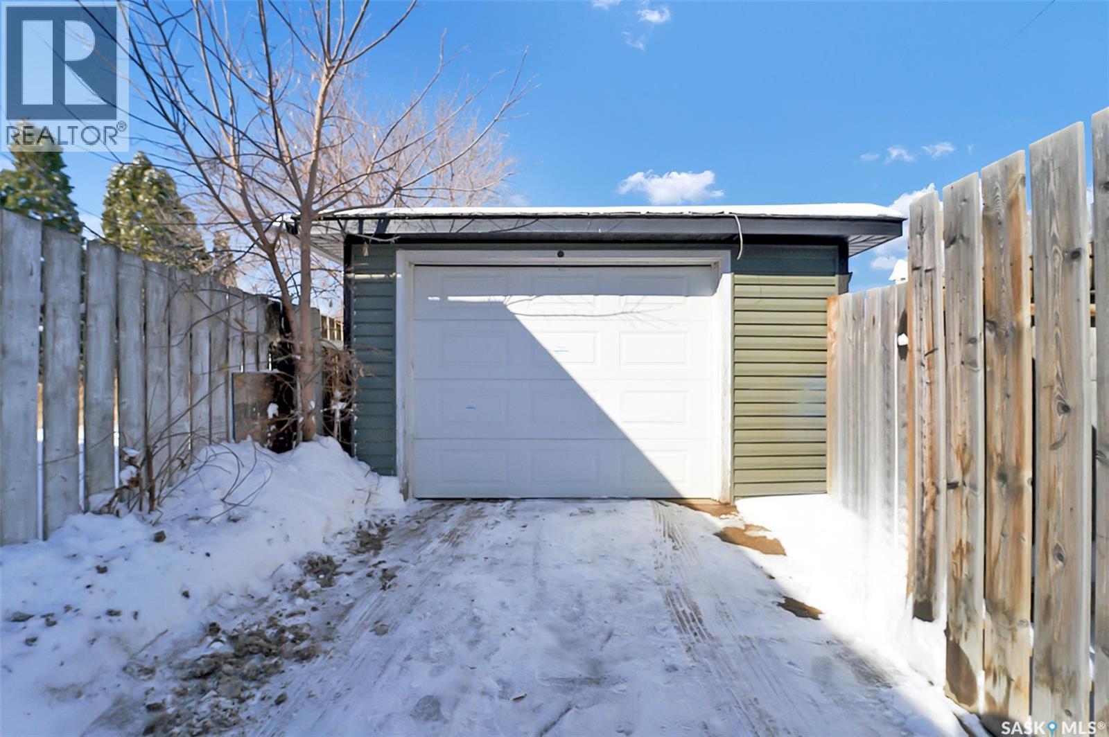 211 Witney Avenue N, Saskatoon, Saskatchewan  S7L 3M2 - Photo 4 - SK032520