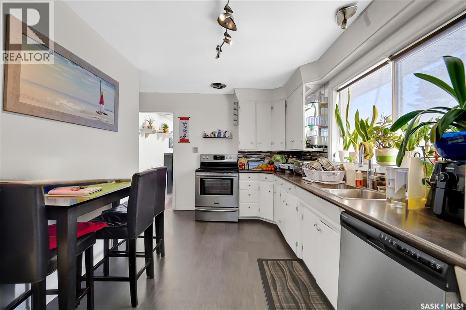 211 Witney Avenue N, Saskatoon, Saskatchewan  S7L 3M2 - Photo 9 - SK032520