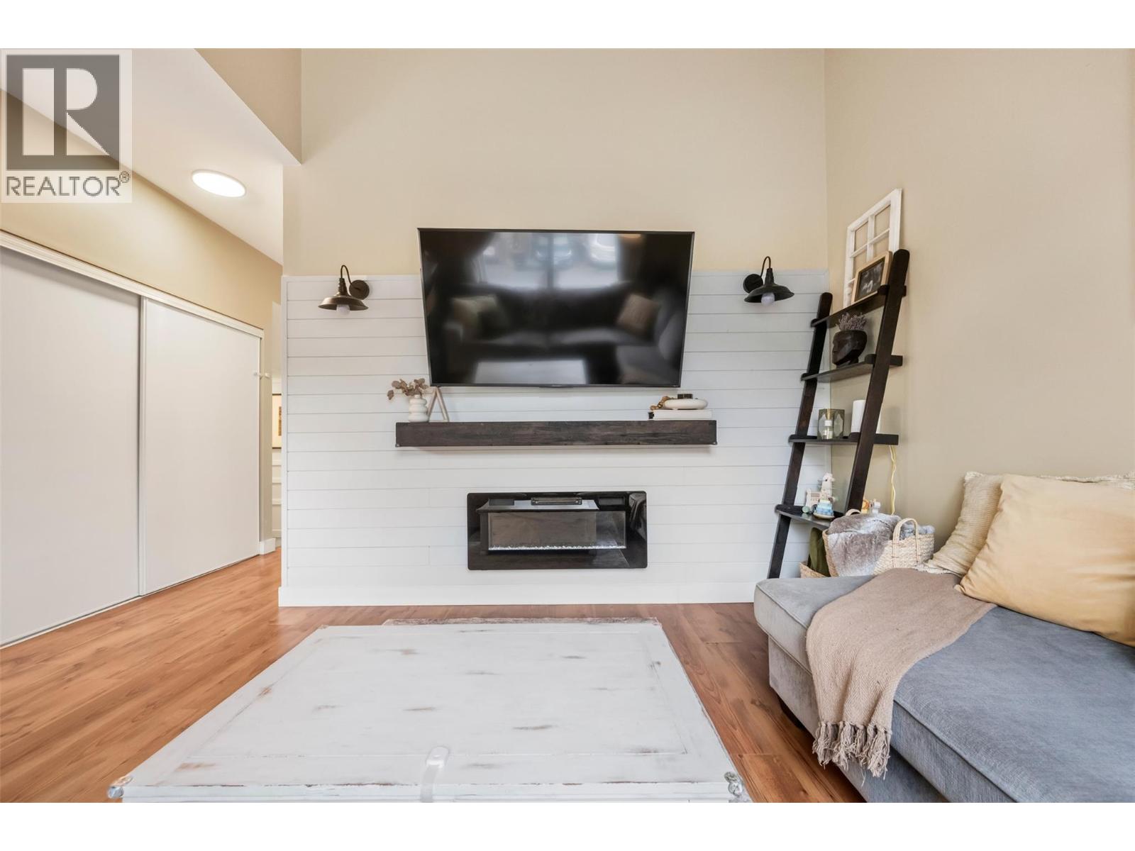 48 GALT Avenue Unit# 127 Penticton Photo 5