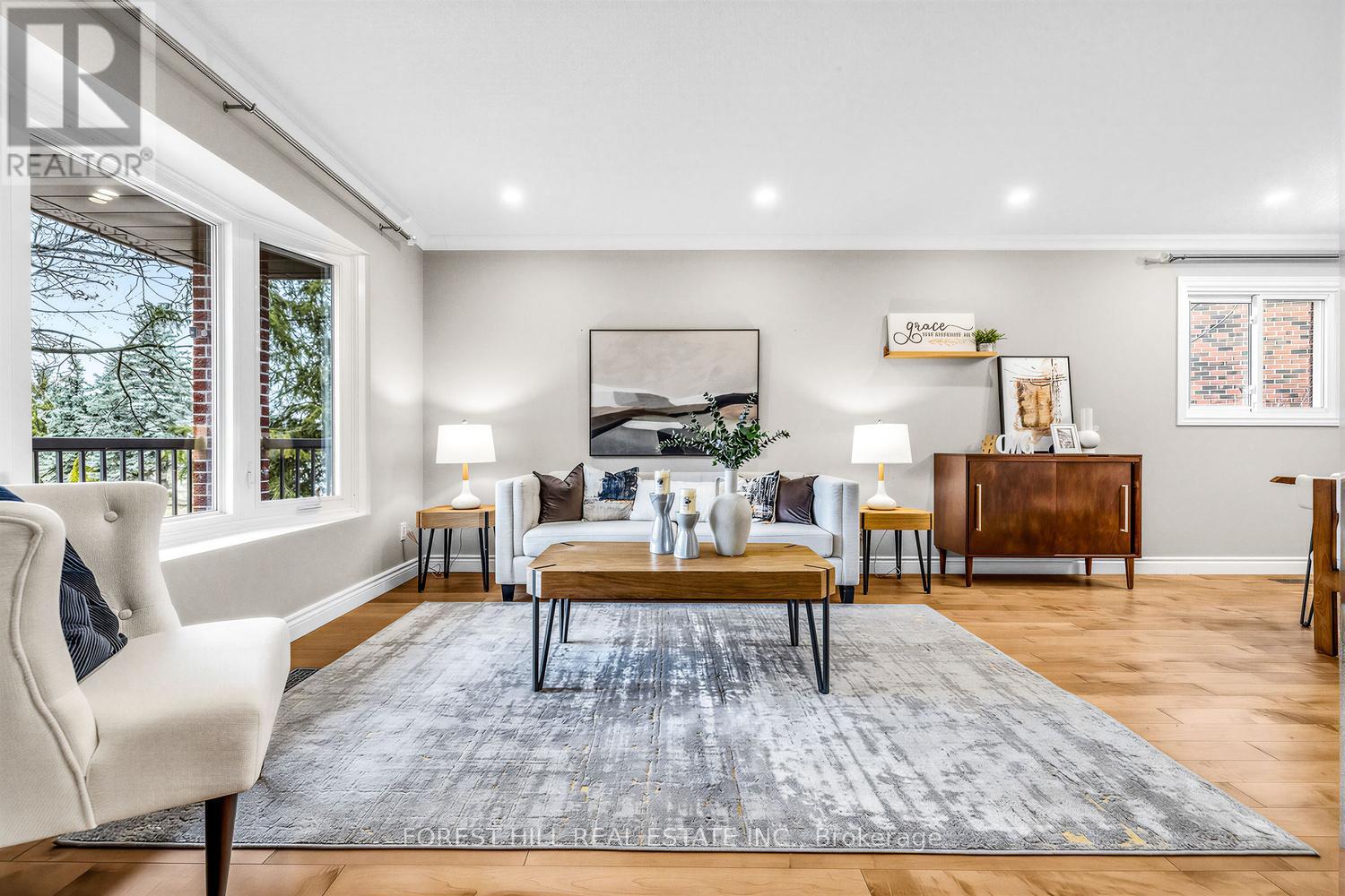 49 SEATON DRIVE, aurora (aurora highlands), Ontario