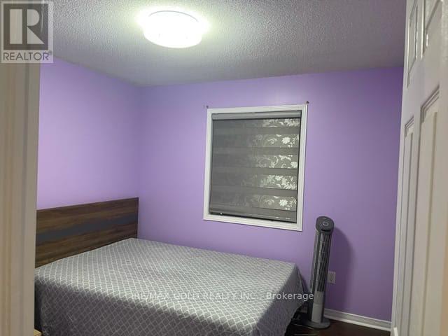 16 Kilrea Way, Brampton, Ontario  L6X 0P9 - Photo 8 - W12982316