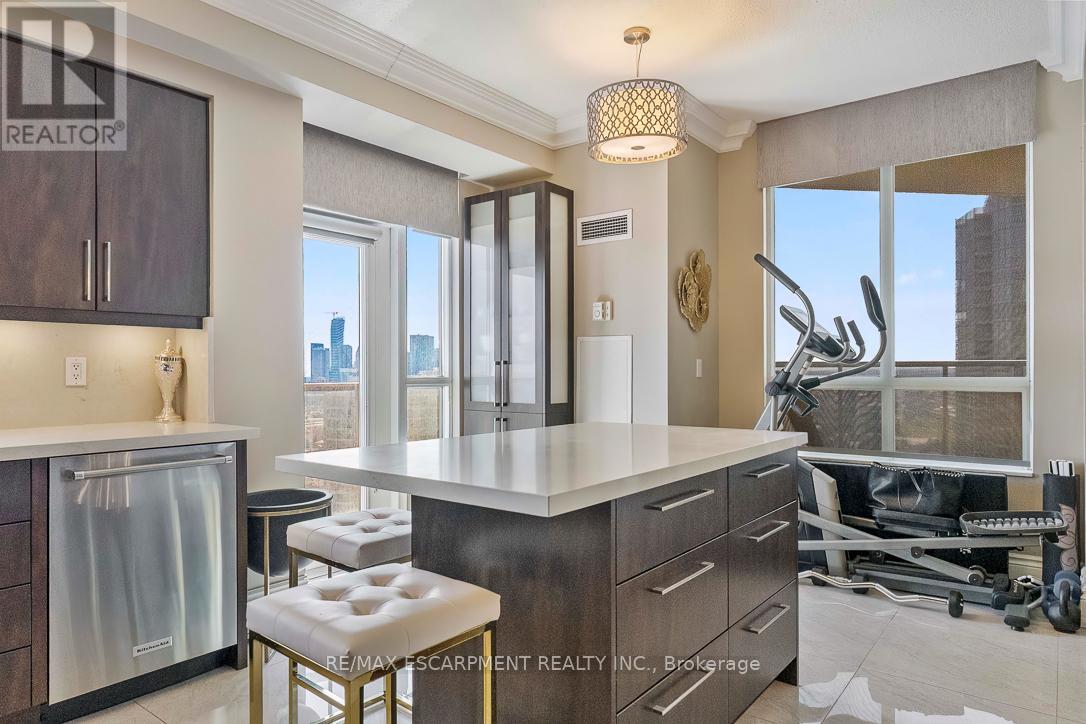 2706 - 35 Kingsbridge Garden Circle, Mississauga, Ontario  L5R 3Z3 - Photo 21 - W12982324