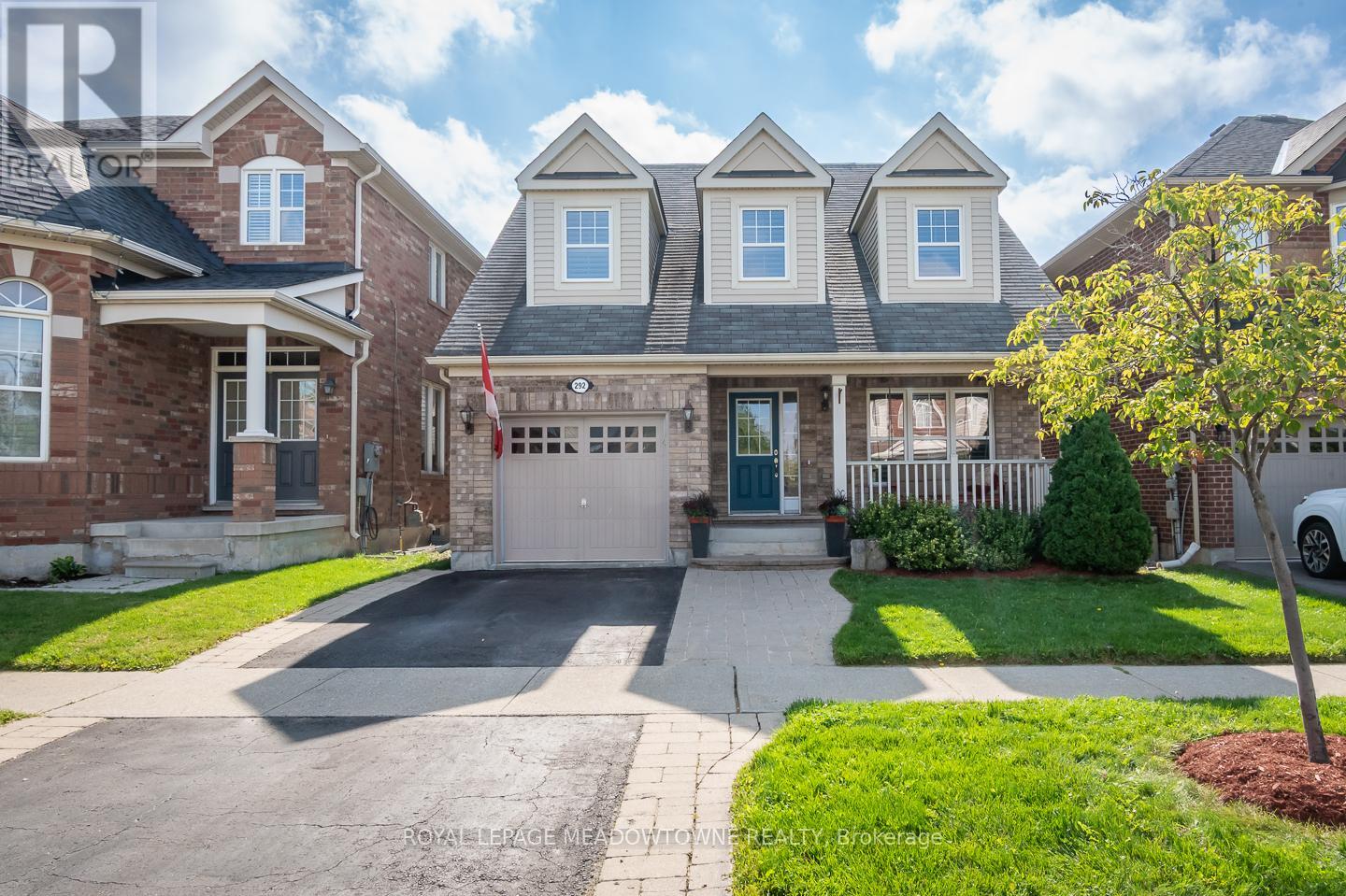 292 Mcdougall Cross, Milton, Ontario  L9T 0N6 - Photo 2 - W12982330