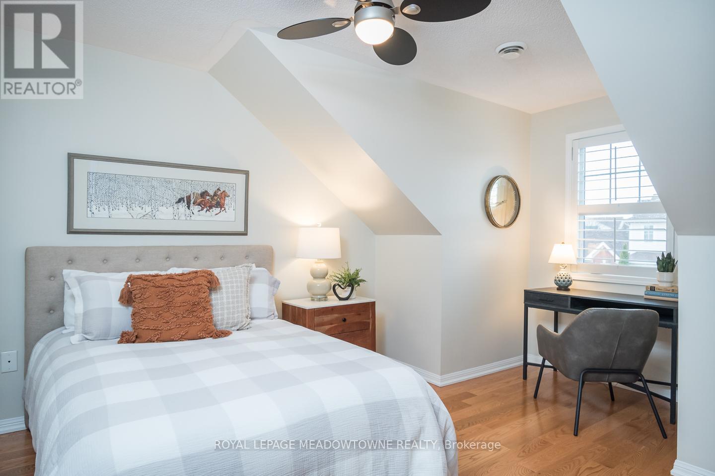 292 Mcdougall Cross, Milton, Ontario  L9T 0N6 - Photo 28 - W12982330