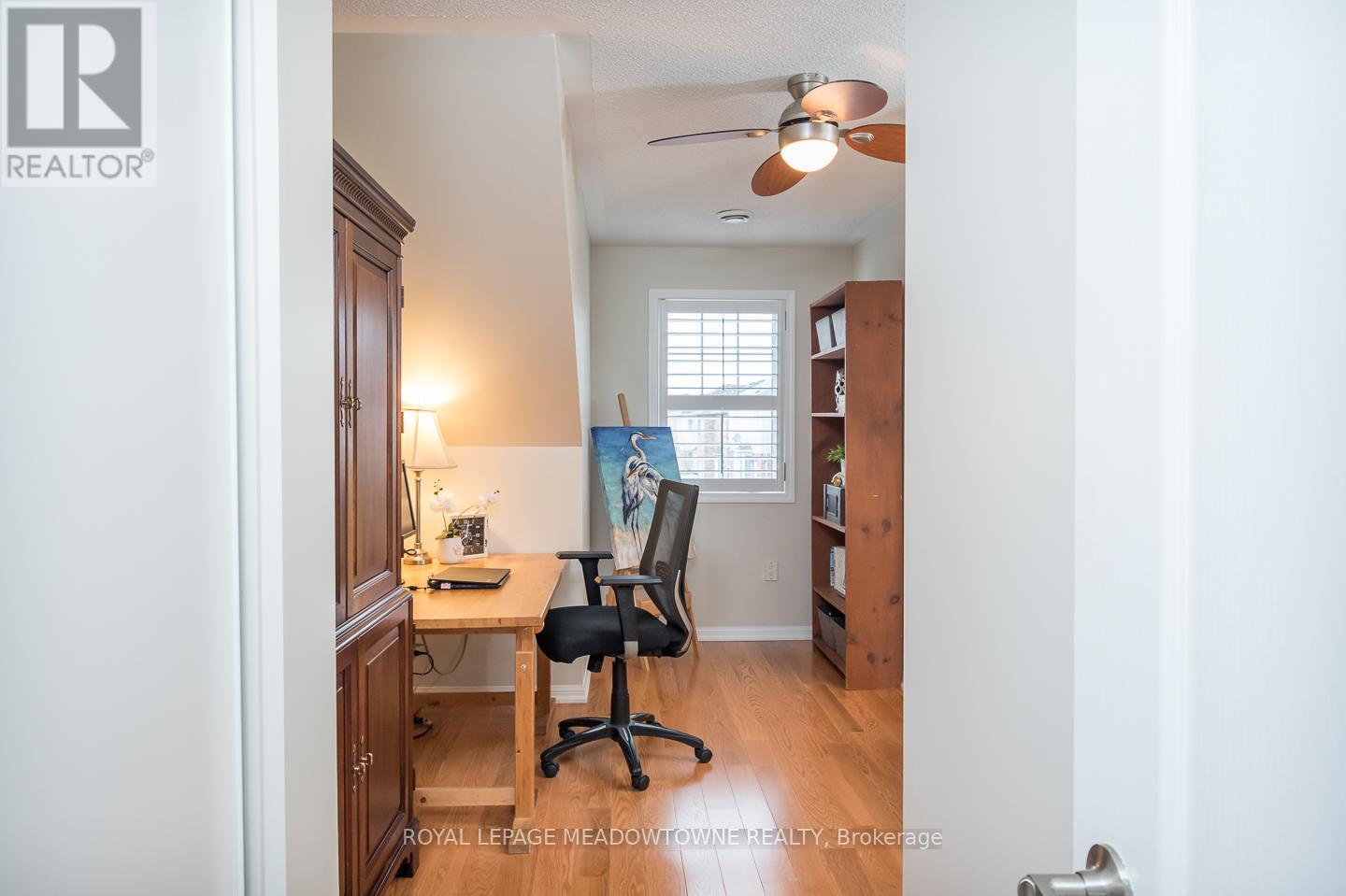 292 Mcdougall Cross, Milton, Ontario  L9T 0N6 - Photo 32 - W12982330