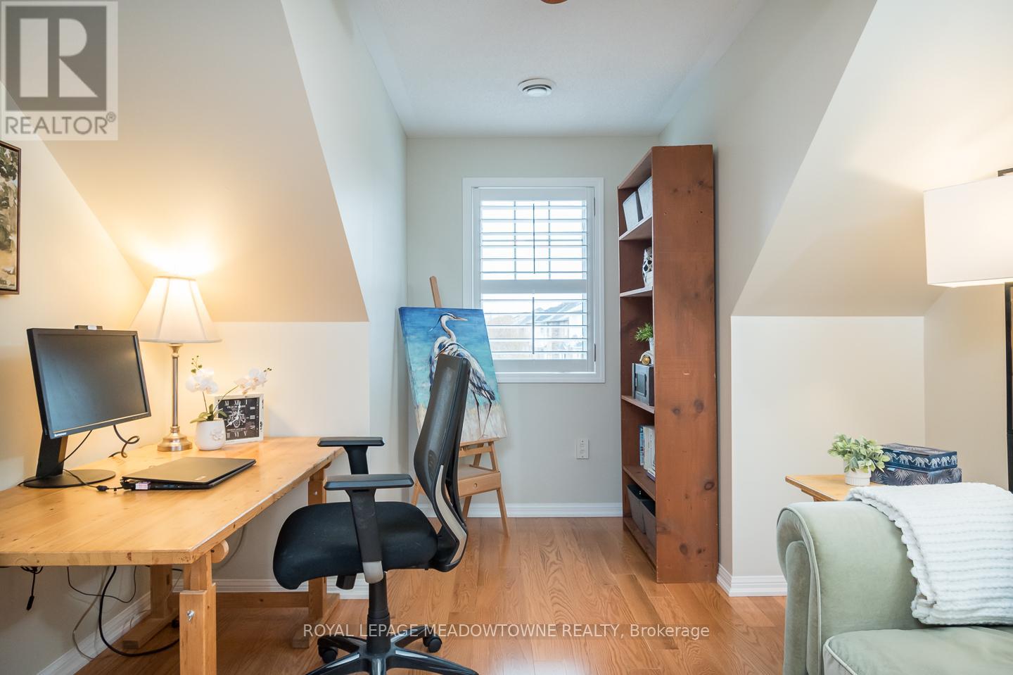 292 Mcdougall Cross, Milton, Ontario  L9T 0N6 - Photo 33 - W12982330