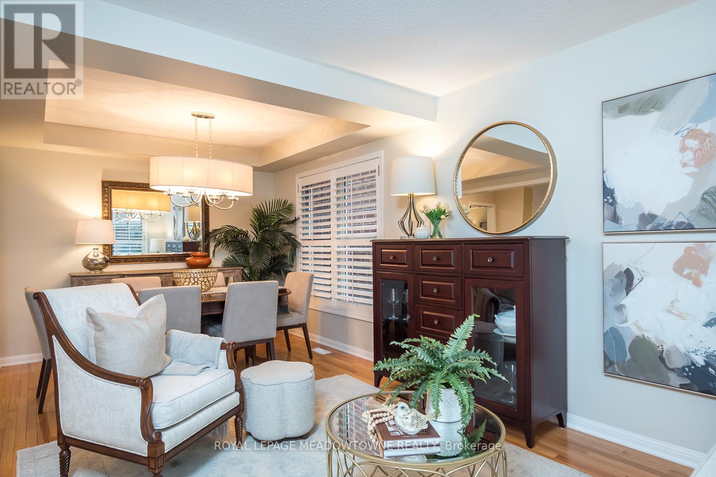 292 Mcdougall Cross, Milton, Ontario  L9T 0N6 - Photo 6 - W12982330