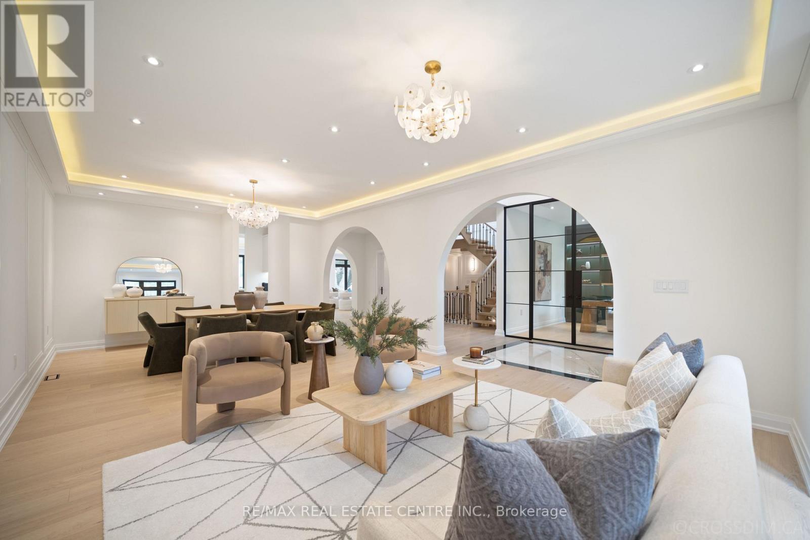 1065 Rebecca Street, Oakville, Ontario  L6L 1Y6 - Photo 9 - W12982352