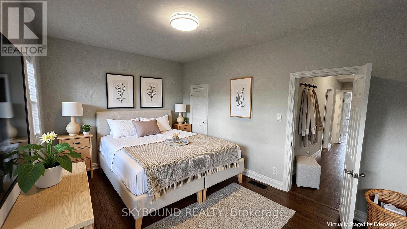 68 Yarmouth Road, Toronto, Ontario  M6G 1W9 - Photo 12 - W12982360