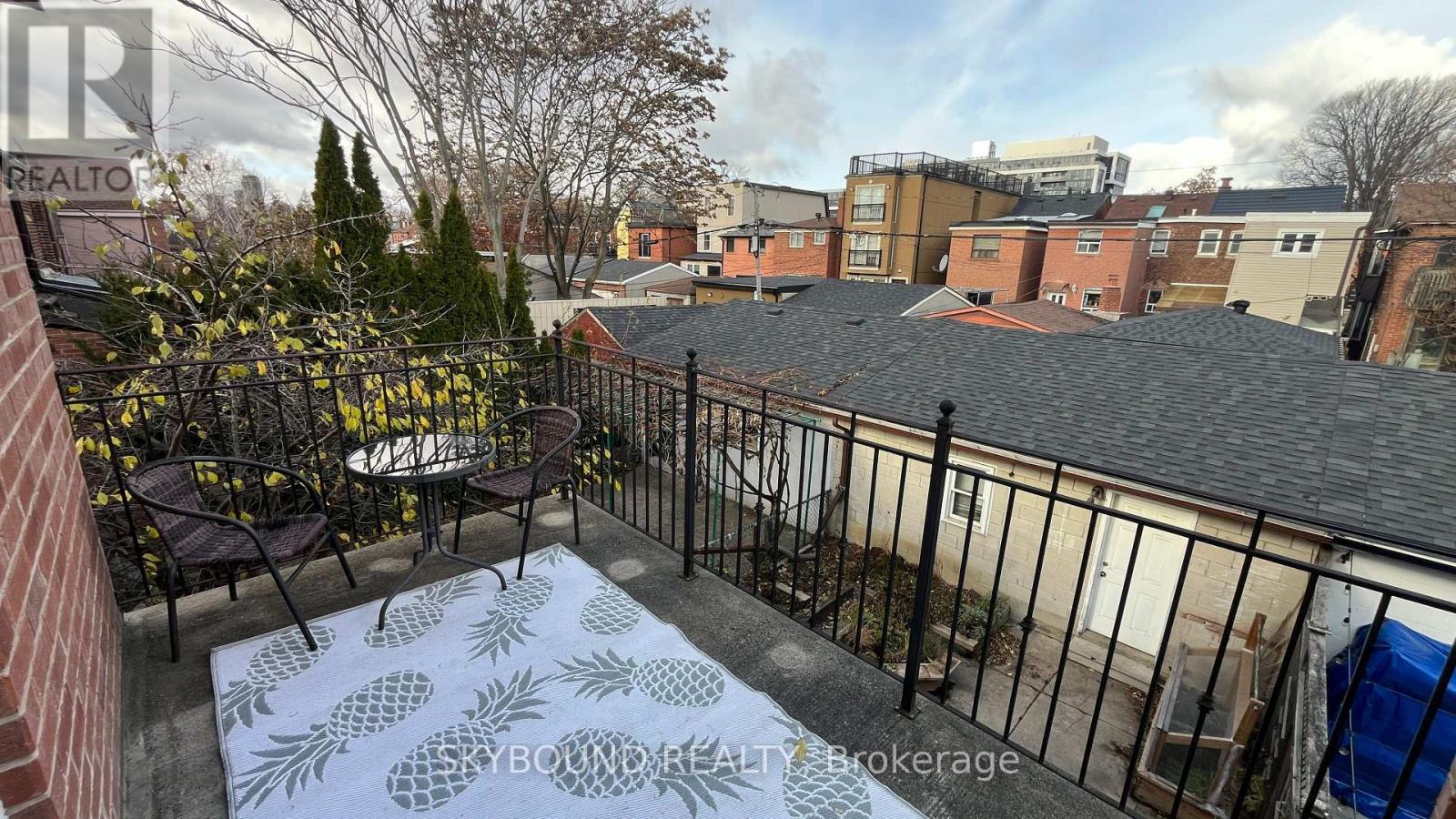 68 Yarmouth Road, Toronto, Ontario  M6G 1W9 - Photo 16 - W12982360