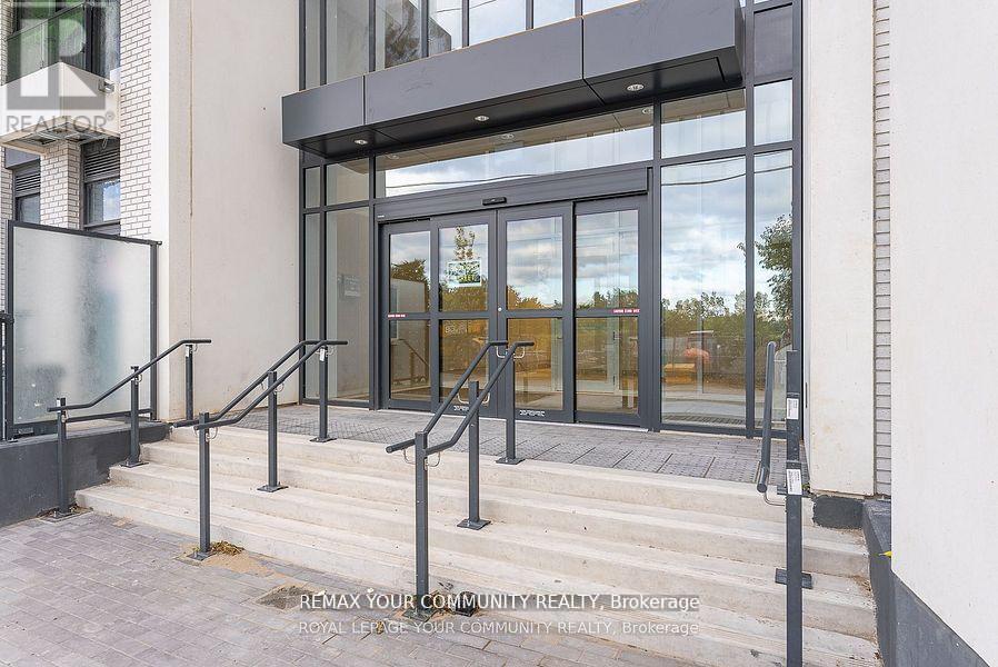 329 - 36 Zorra Street, Toronto, Ontario  M8Z 0G5 - Photo 2 - W12982366