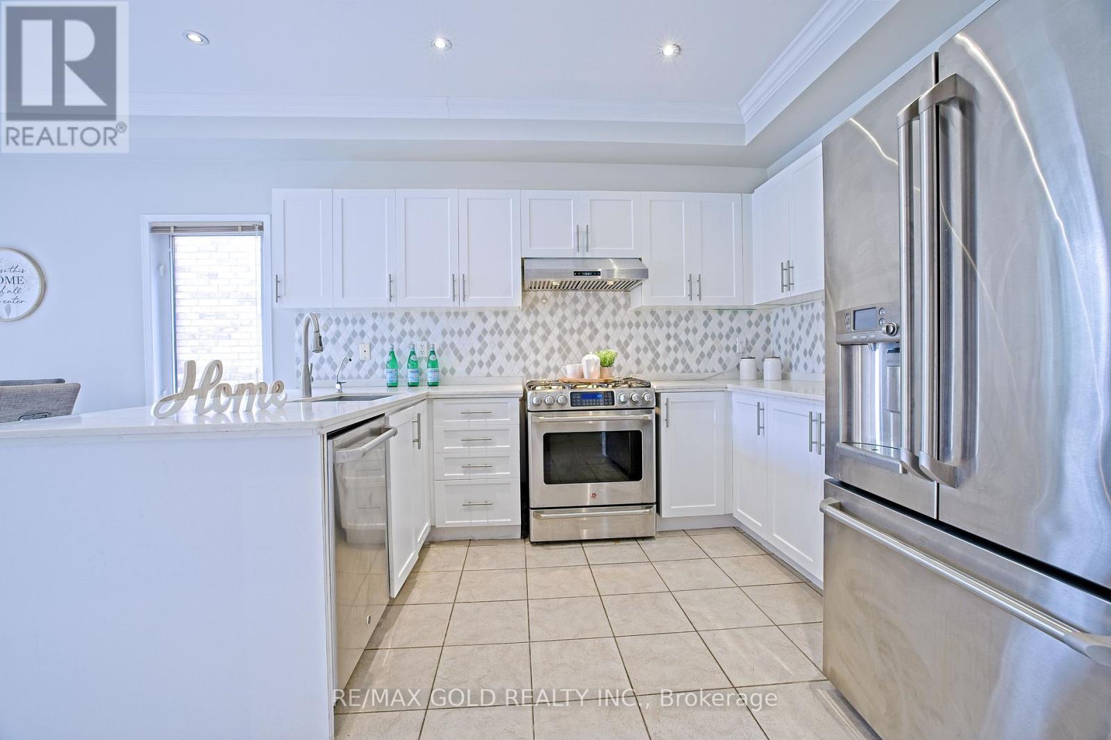 16 Cottontail Road, Brampton, Ontario  L7A 3R3 - Photo 23 - W12982380