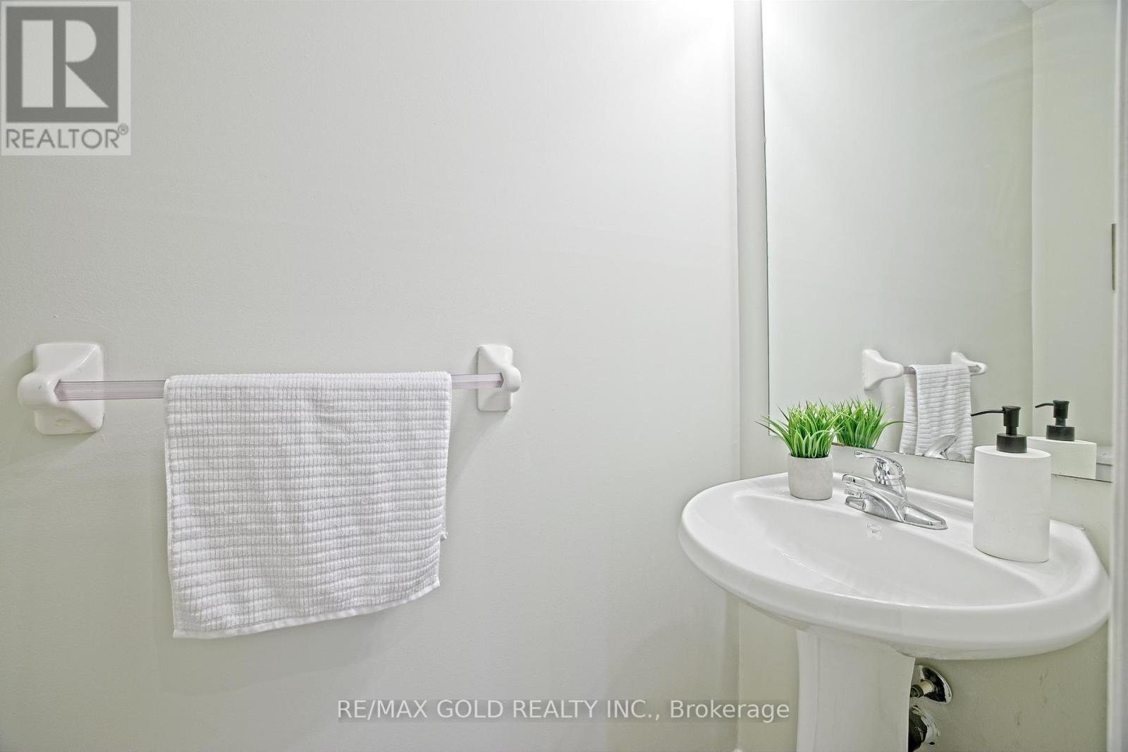 16 Cottontail Road, Brampton, Ontario  L7A 3R3 - Photo 31 - W12982380