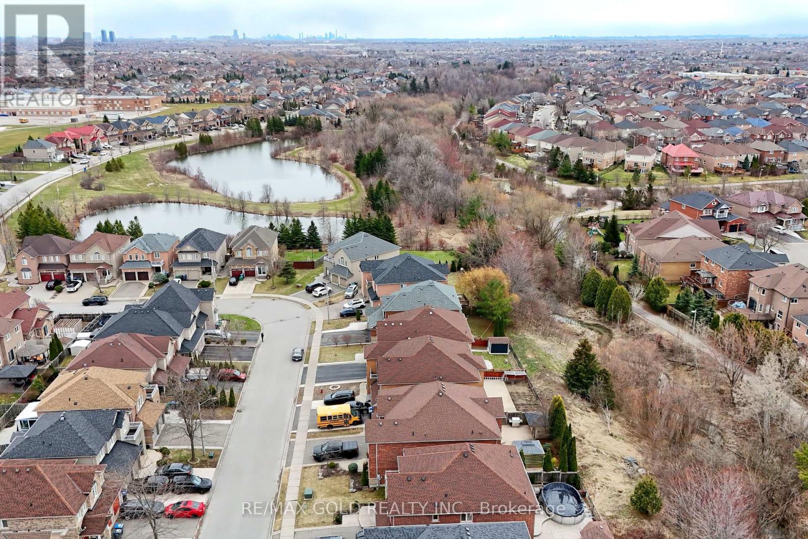 16 Cottontail Road, Brampton, Ontario  L7A 3R3 - Photo 38 - W12982380