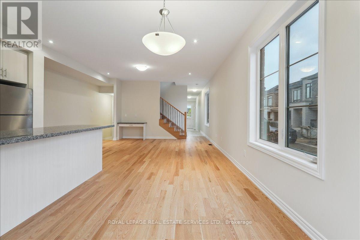 2090 Ellerston Common, Burlington, Ontario  L7P 0V6 - Photo 14 - W12982410