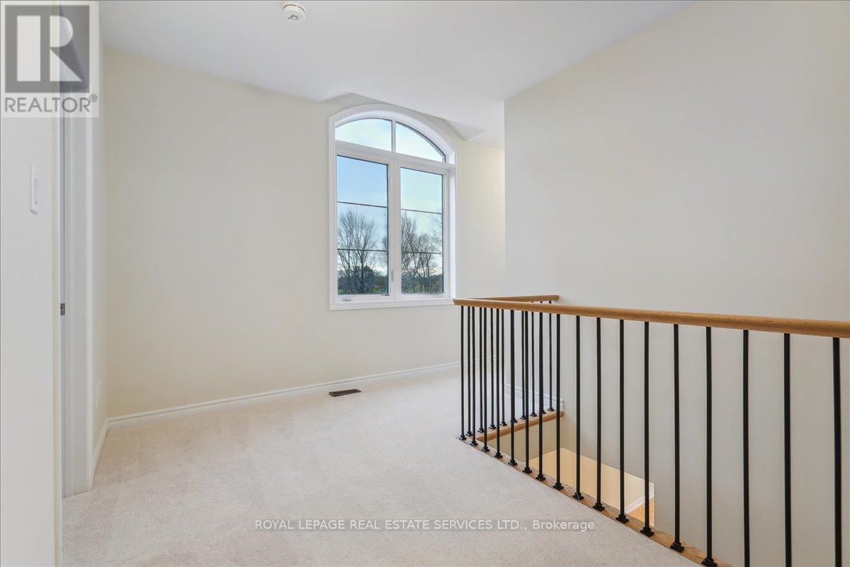 2090 Ellerston Common, Burlington, Ontario  L7P 0V6 - Photo 16 - W12982410