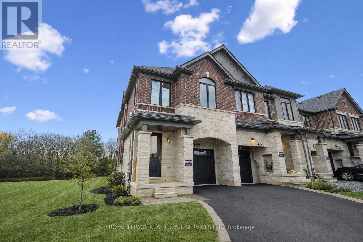 2090 Ellerston Common, Burlington, Ontario  L7P 0V6 - Photo 2 - W12982410